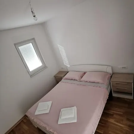 Apartment Gall *